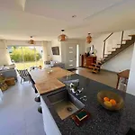 Beautiful New House Near Beach And Train Station