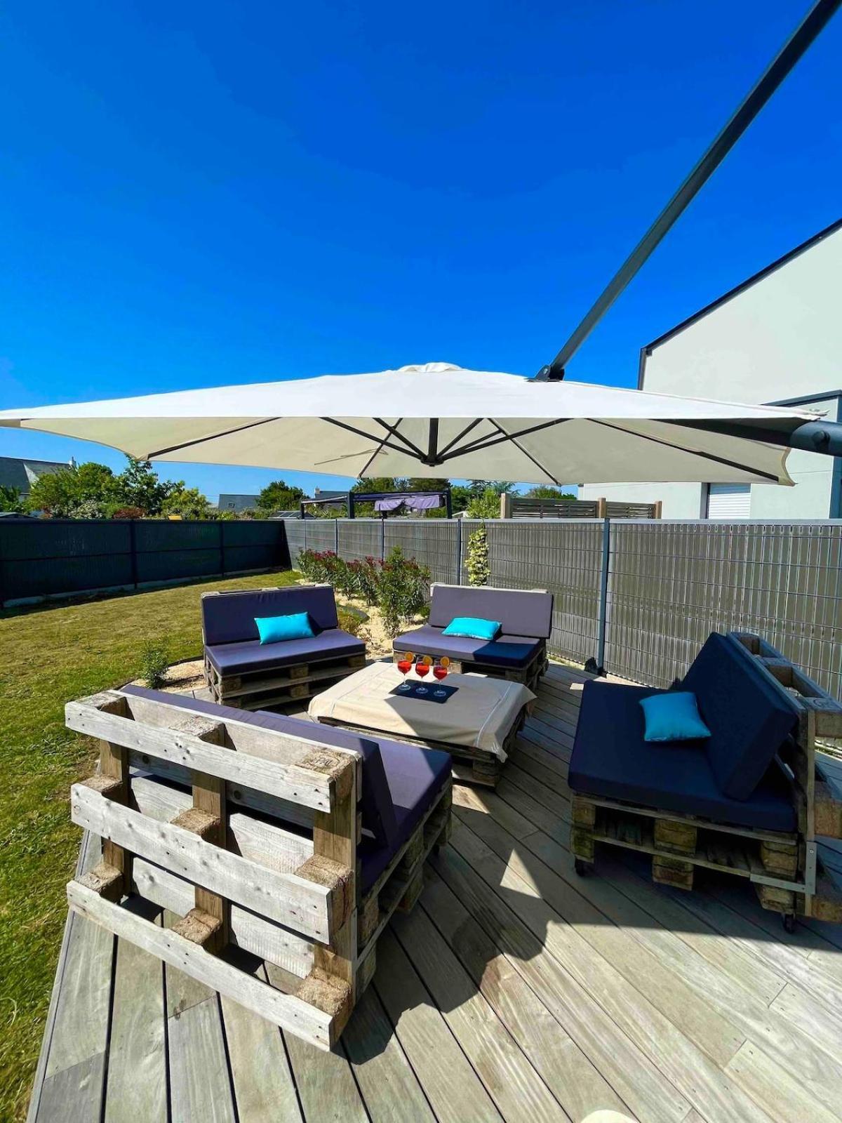 Beautiful New House Near And Train Station *